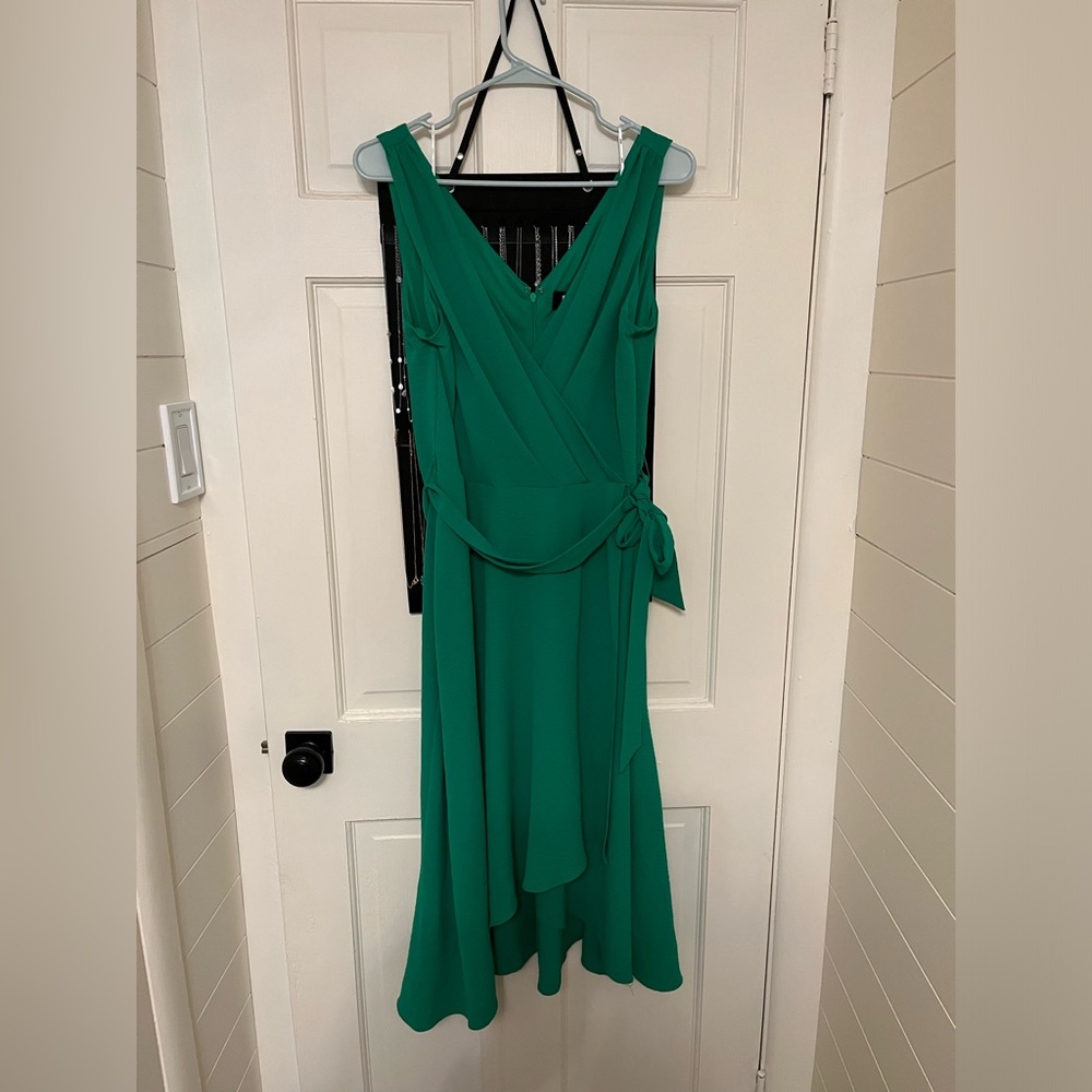DKNY size 12 green wrap dress